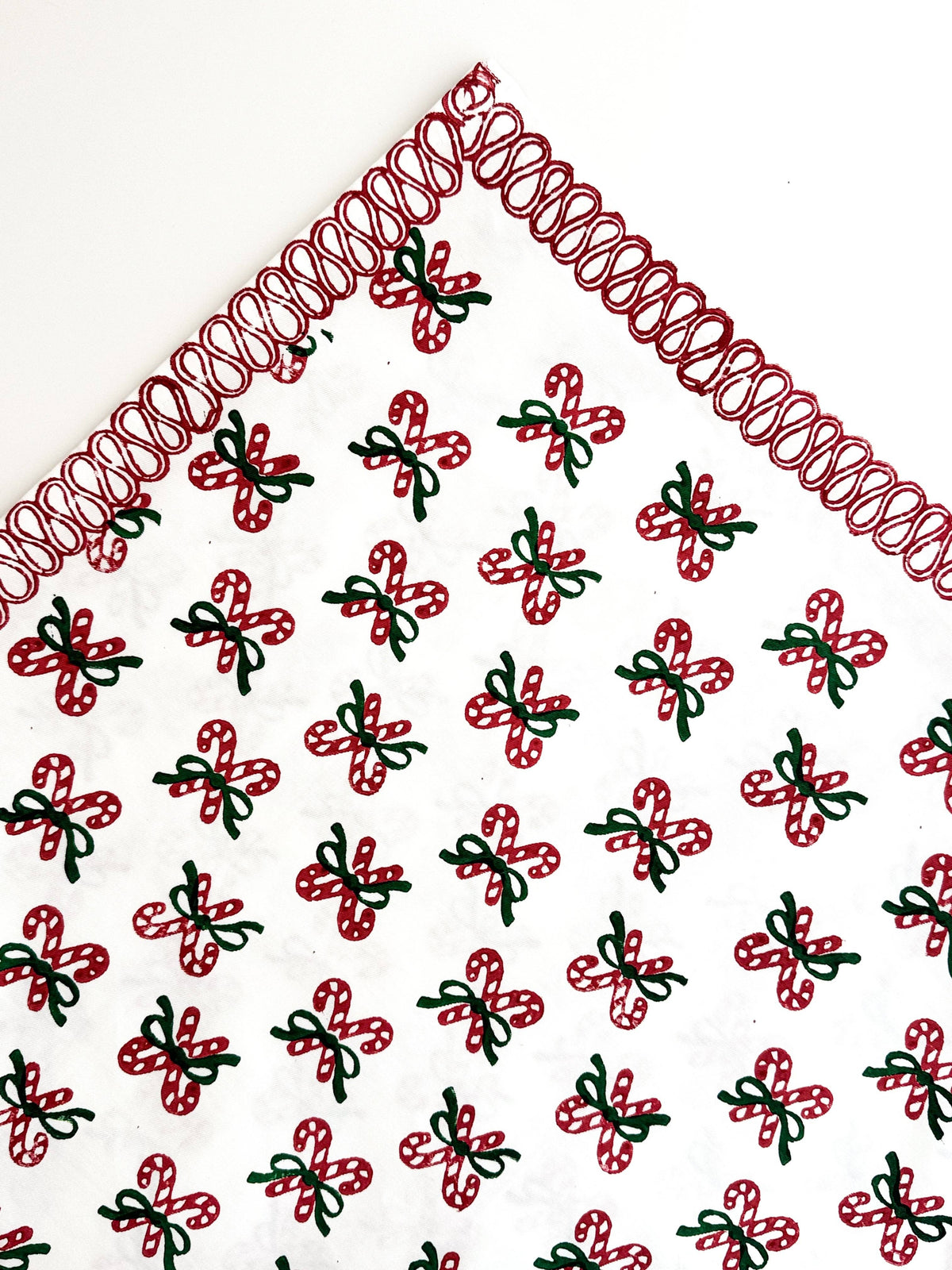 Table Throw - Candy Cane, Evergreen & Red