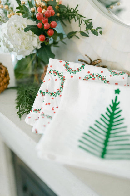 Wreath, Evergreen & Red