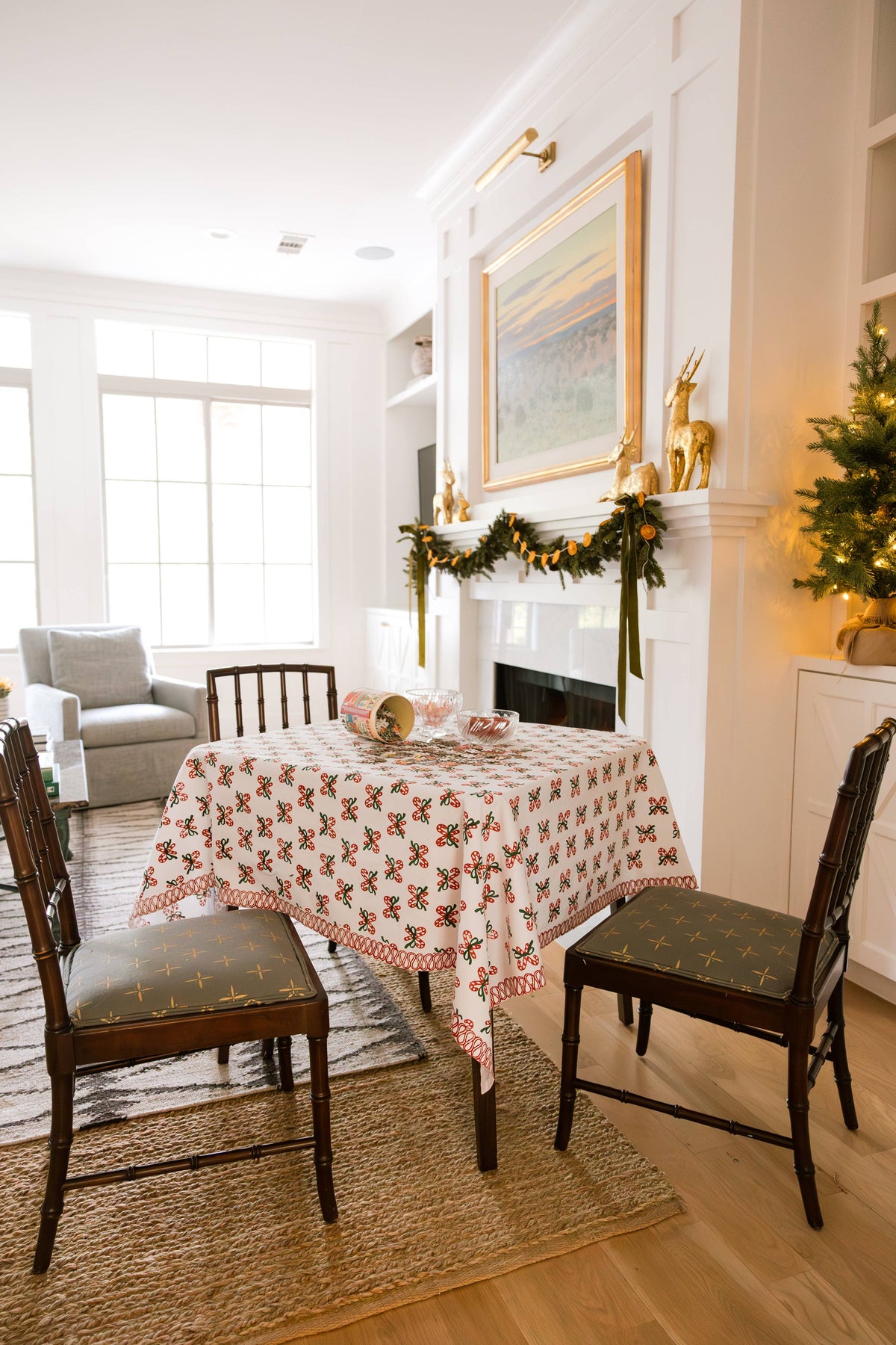 Table Throw - Candy Cane, Evergreen & Red